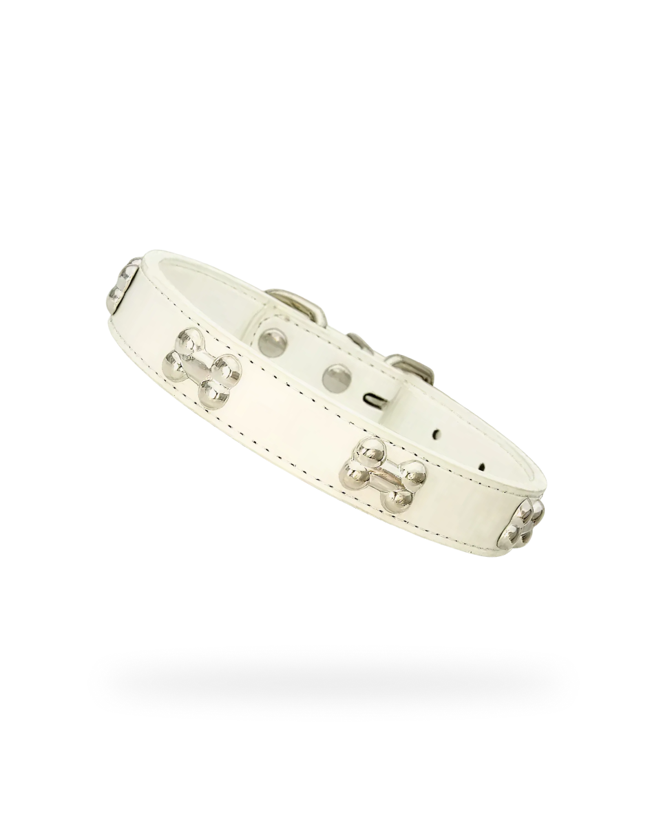 Collier En Cuir Avec Os En Métal